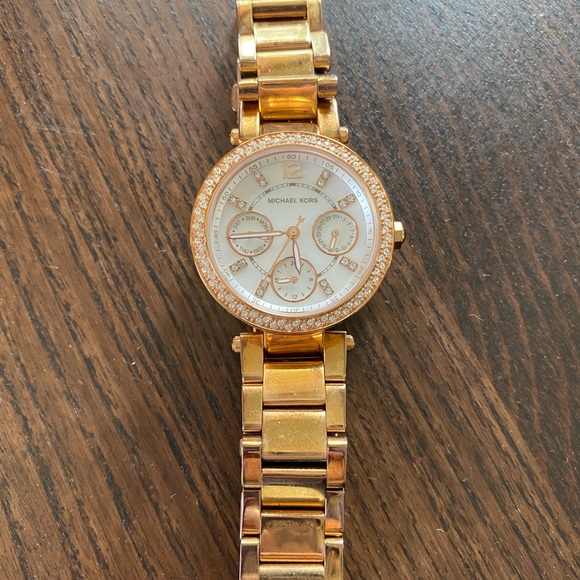 Michael Kors Parker rose gold tone watch - Picture 6 of 8